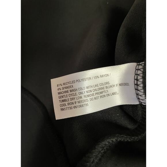 NWT Black Size Large Slightly Cropped Black Jacket with Dolman Sleeves - Picture 3 of 5